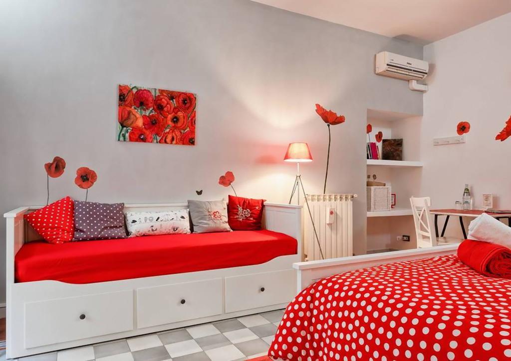 Bed And Colors Apartment Rome Room photo